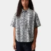 Chemise à manches courtes Snake Camo pour femme