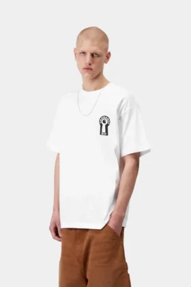 T-shirt Locked