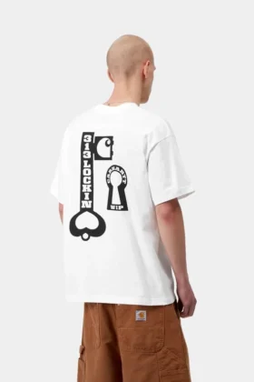 T-shirt Locked